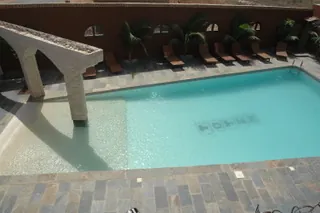Piscine de la Résidence Le Totem, Saly